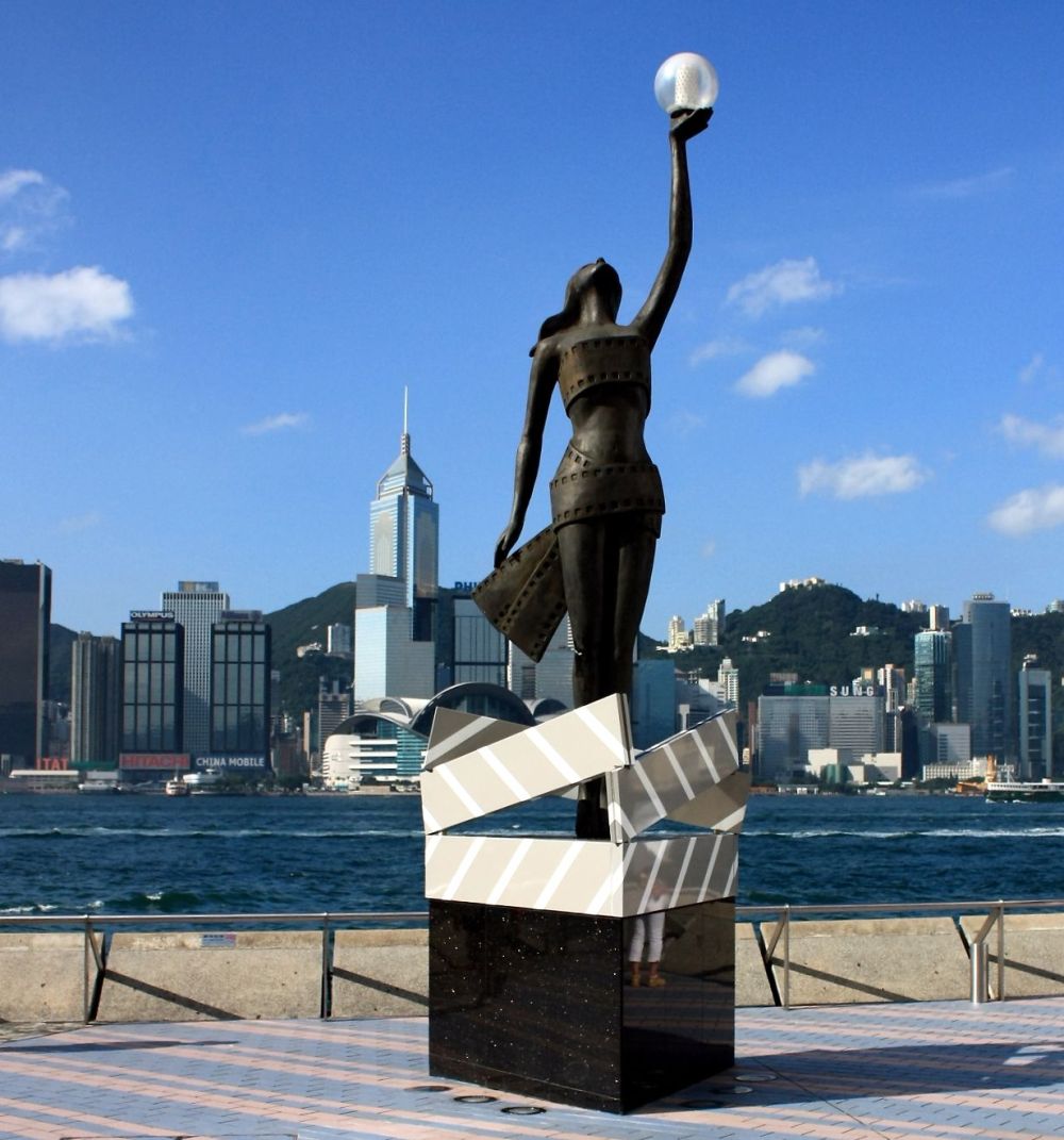 1990年代华语电影入门：大陆、香港与台湾的三条观看线索