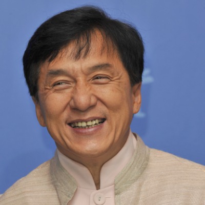 成龙影人志：从京剧武生到国际动作电影演员的完整职业路径